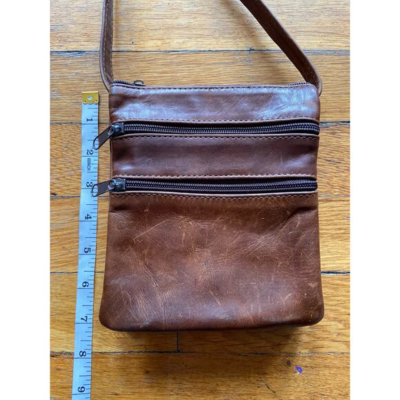 Vintage Distressed Brown Leather Mini Crossbody Bag w/Multiple Pockets - Picture 11 of 12